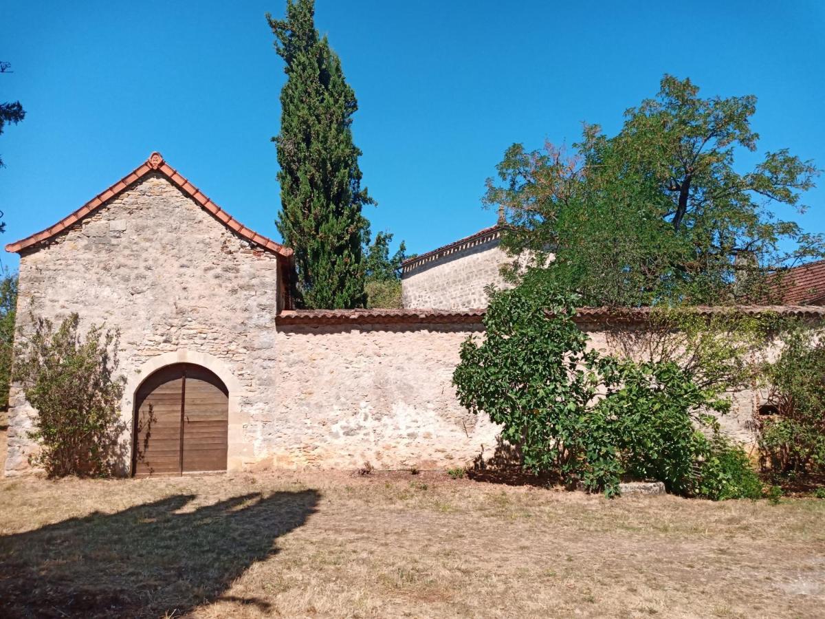 Les Granges De L Abbaye Bed & Breakfast Ginals Екстериор снимка